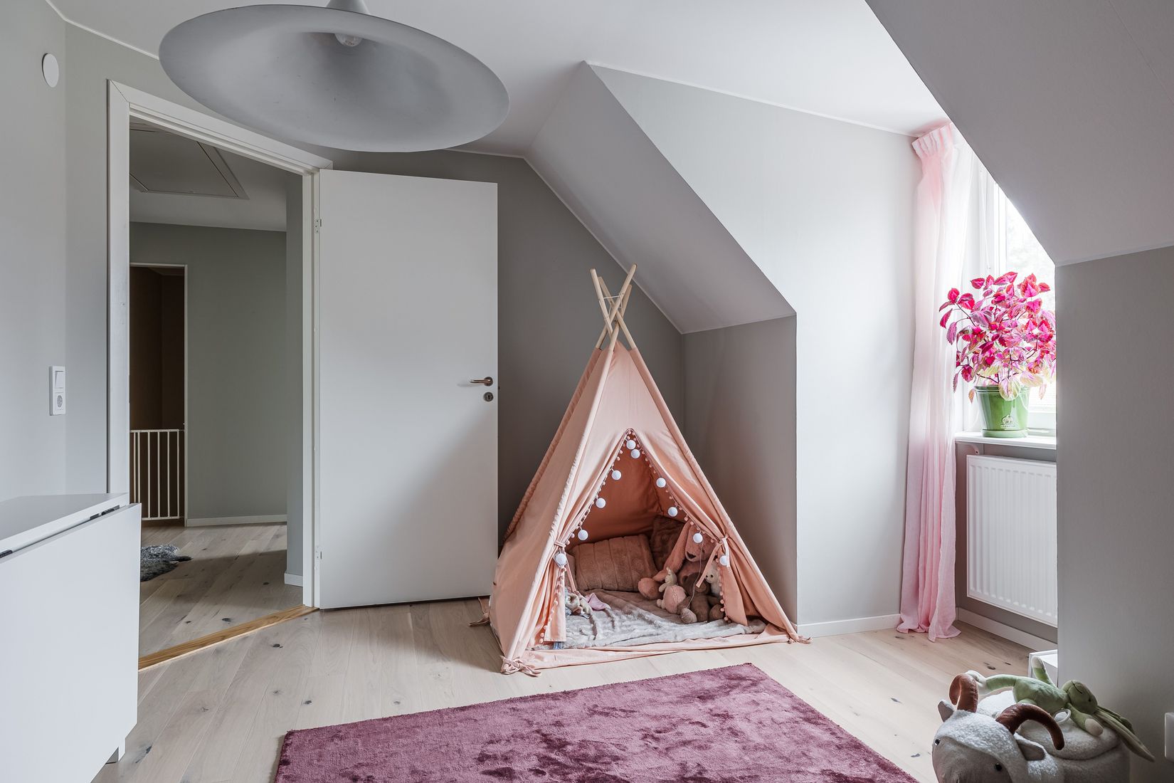 Villa, Radhus, Ortgatan 6, Norra Brevik, Västervik