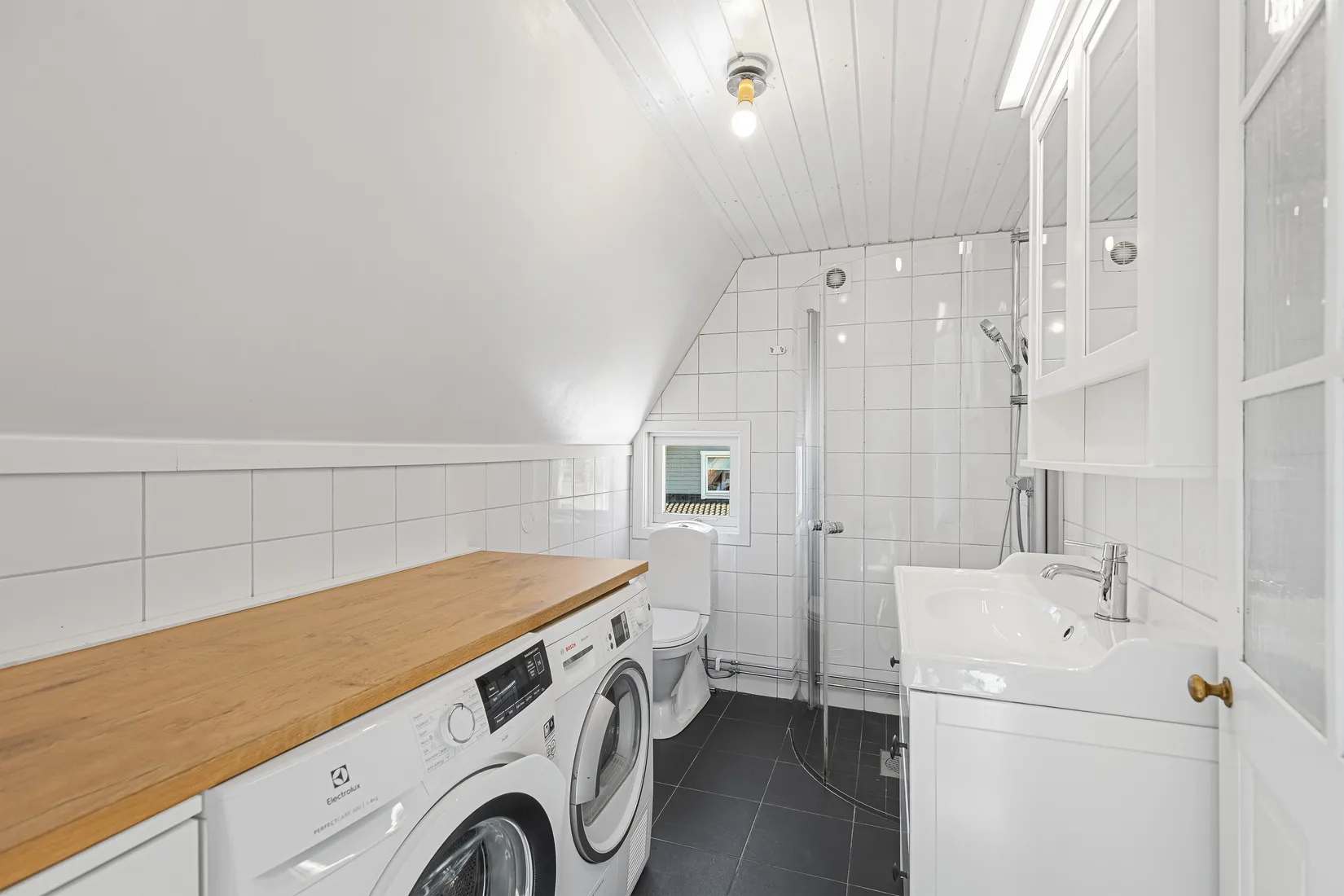Villa, Nyborgsvägen 31, Rosersberg, Sigtuna