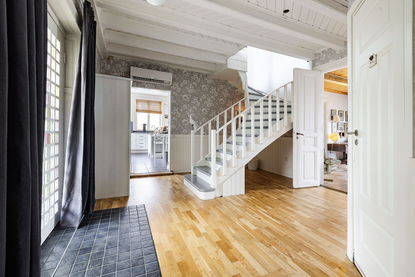 Villa, Älunda Mörbyhus, Hållsta, Eskilstuna
