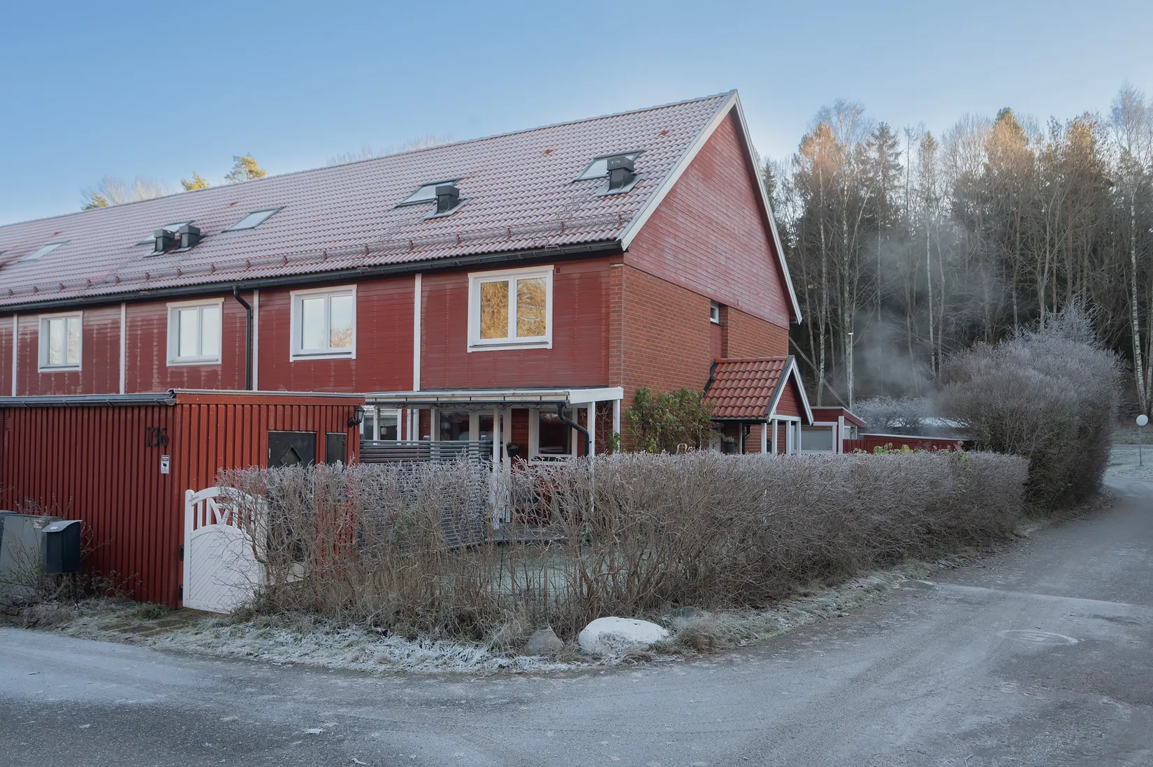 Radhus, Önnemovägen 136, Tullinge Parkhem, Botkyrka