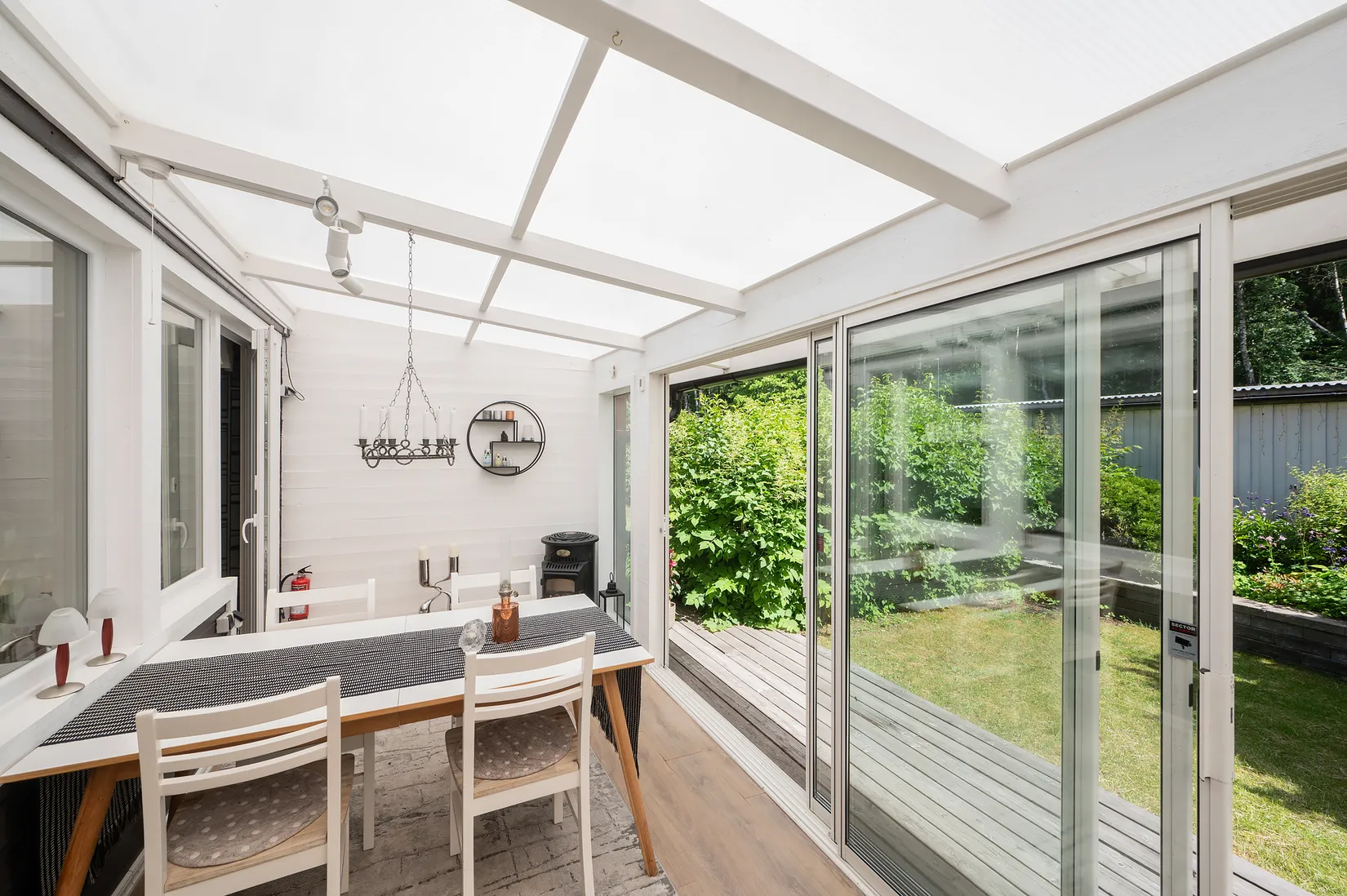 Radhus, Önnemovägen 136, Tullinge Parkhem, Botkyrka