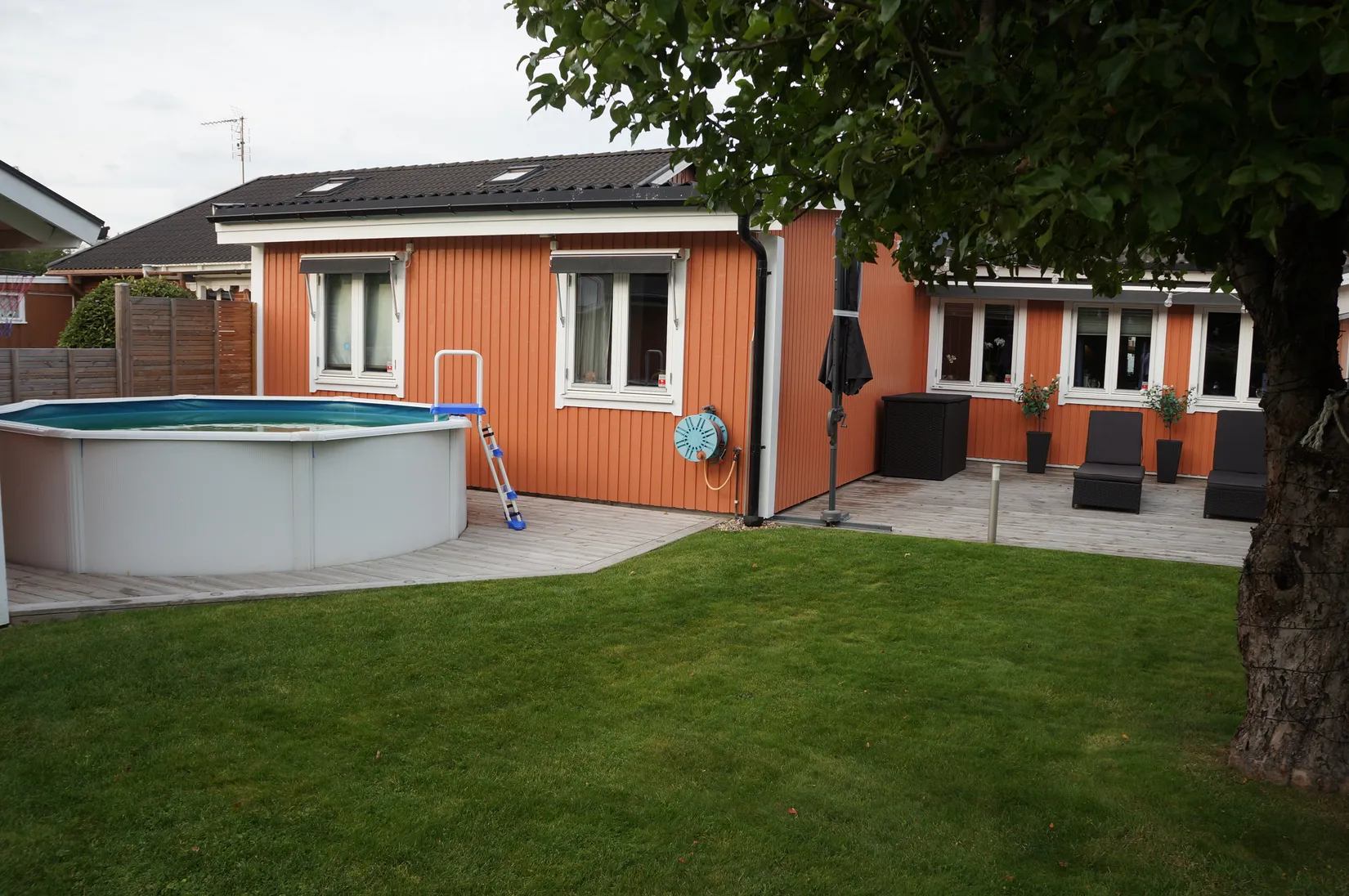 Villa, Radhus, Slåtterblomsgatan 15, Munksundet, Enköping