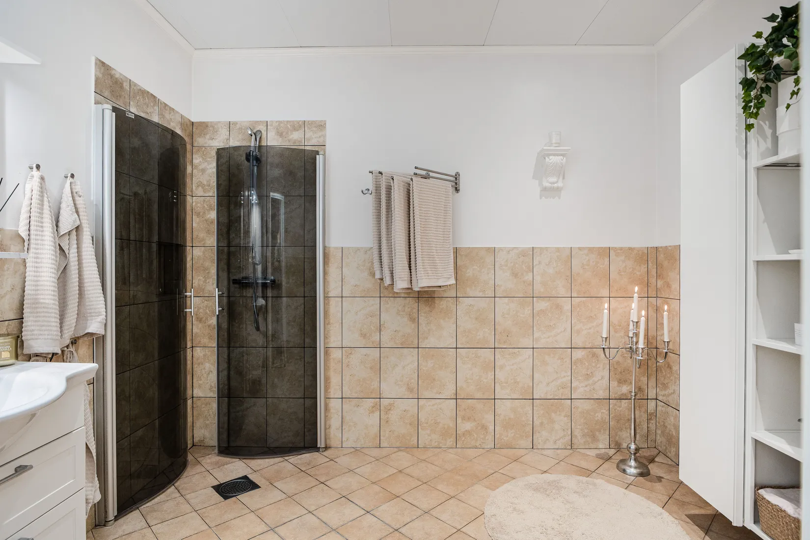 Villa, Radhus, Slåtterblomsgatan 15, Munksundet, Enköping