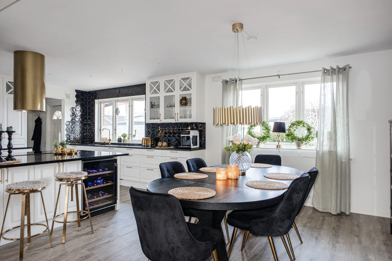 Villa, Radhus, Slåtterblomsgatan 15, Munksundet, Enköping