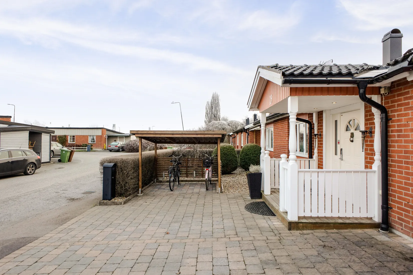 Villa, Radhus, Slåtterblomsgatan 15, Munksundet, Enköping
