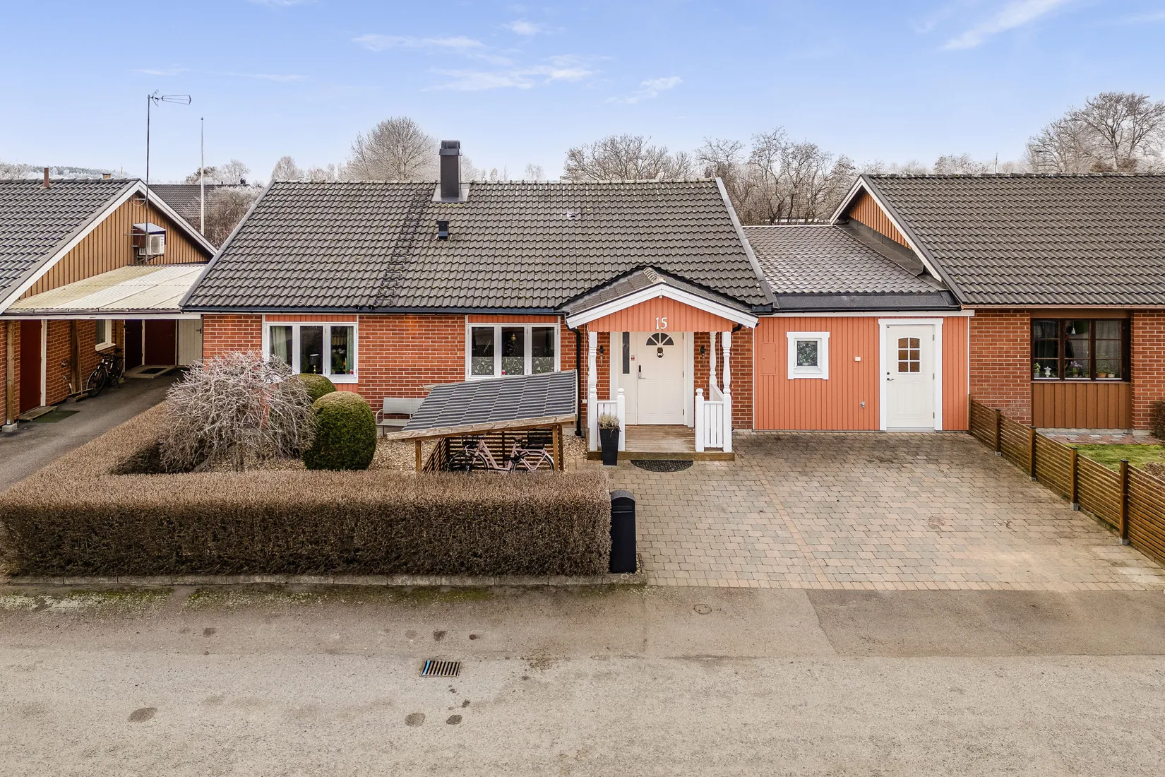 Villa, Radhus, Slåtterblomsgatan 15, Munksundet, Enköping