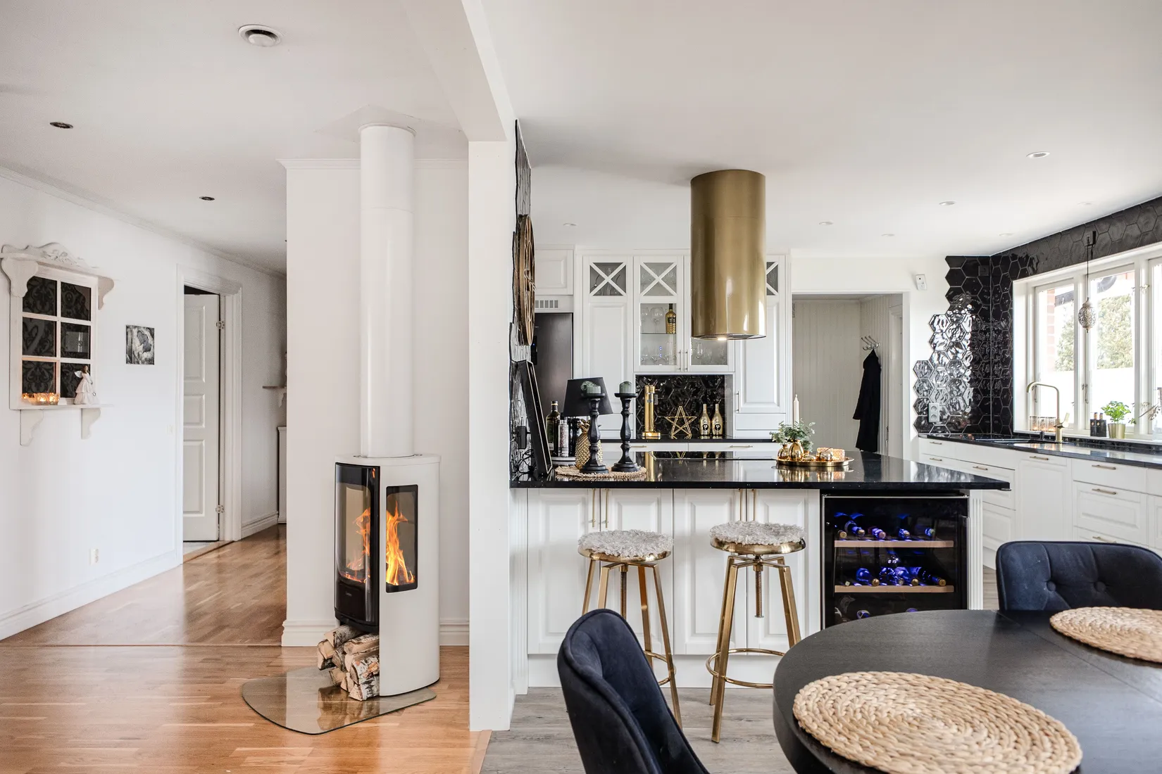 Villa, Radhus, Slåtterblomsgatan 15, Munksundet, Enköping