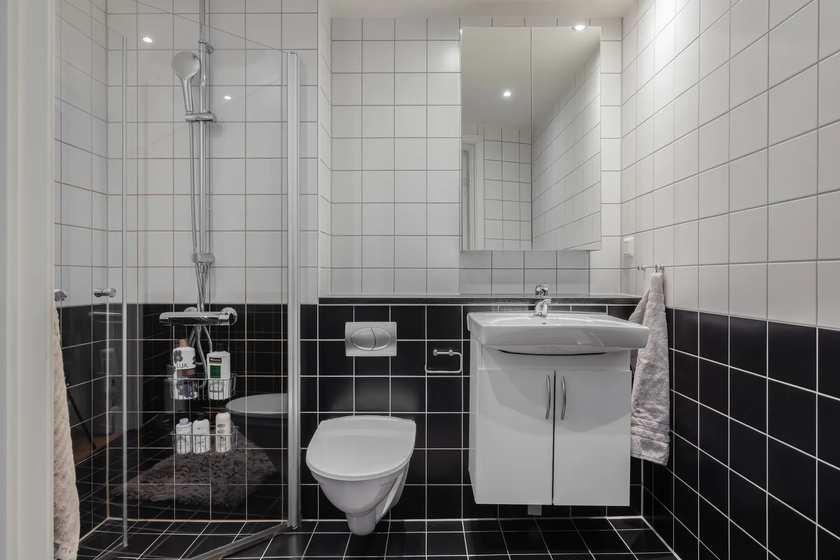 Bostadsrätt, Pippi Långstrumps gata 39, 3+4 tr, Mariehäll, Stockholm