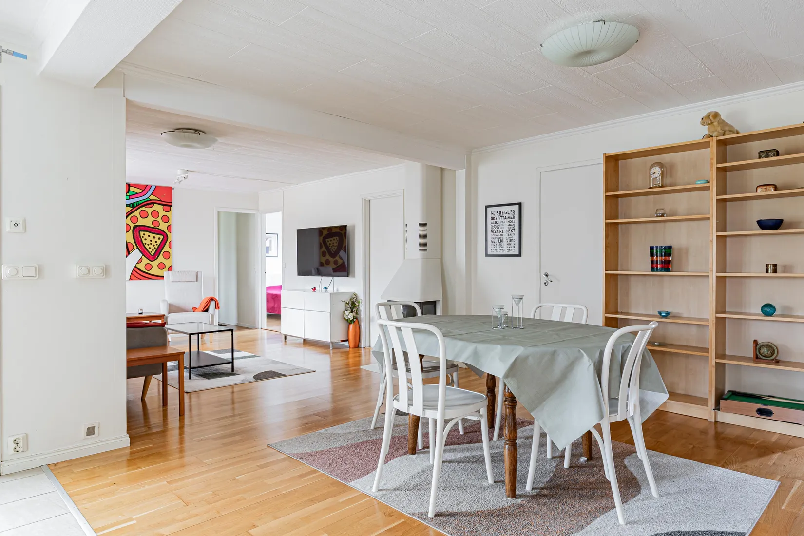 Villa, Ängsögatan 13, Nordanby, Västerås