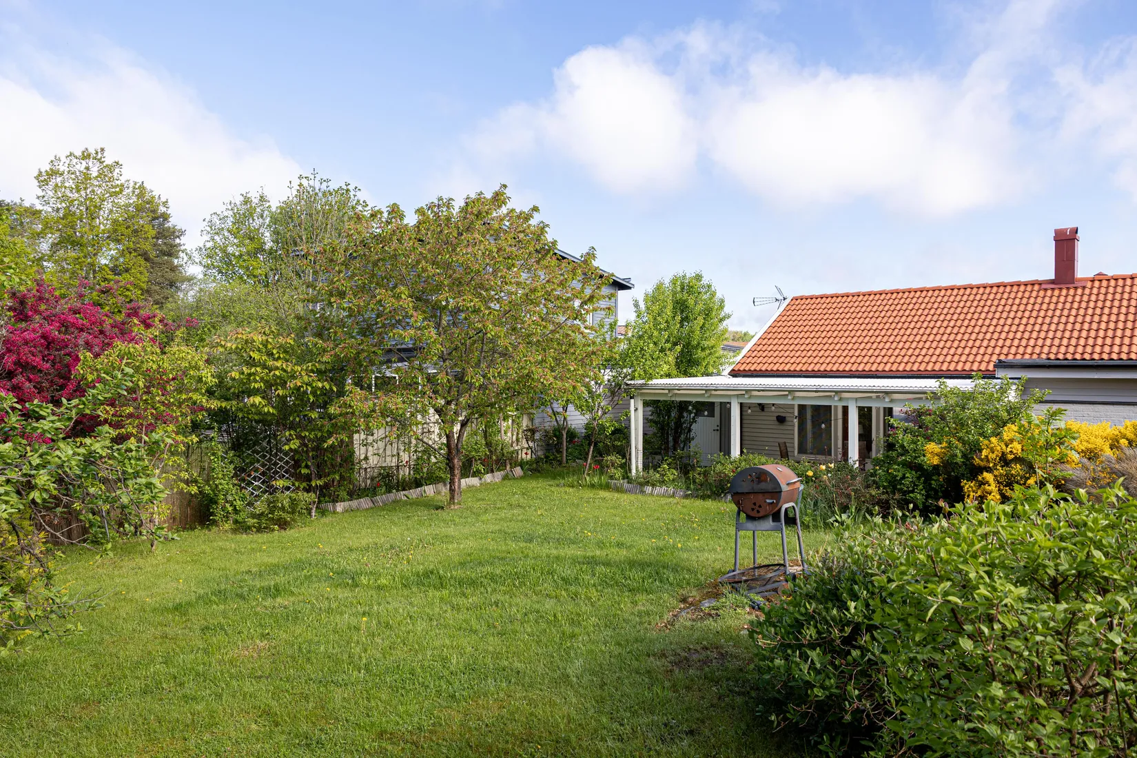 Villa, Ängsögatan 13, Nordanby, Västerås