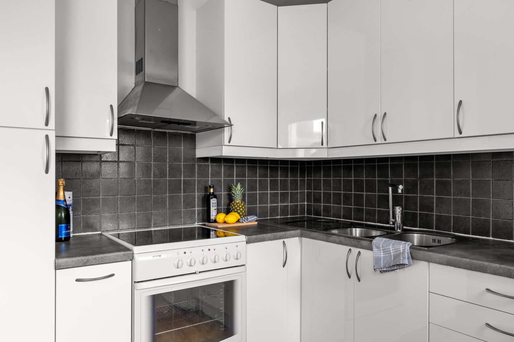 Bostadsrätt, Månstorpsvägen 12, Tullingeberg, Botkyrka