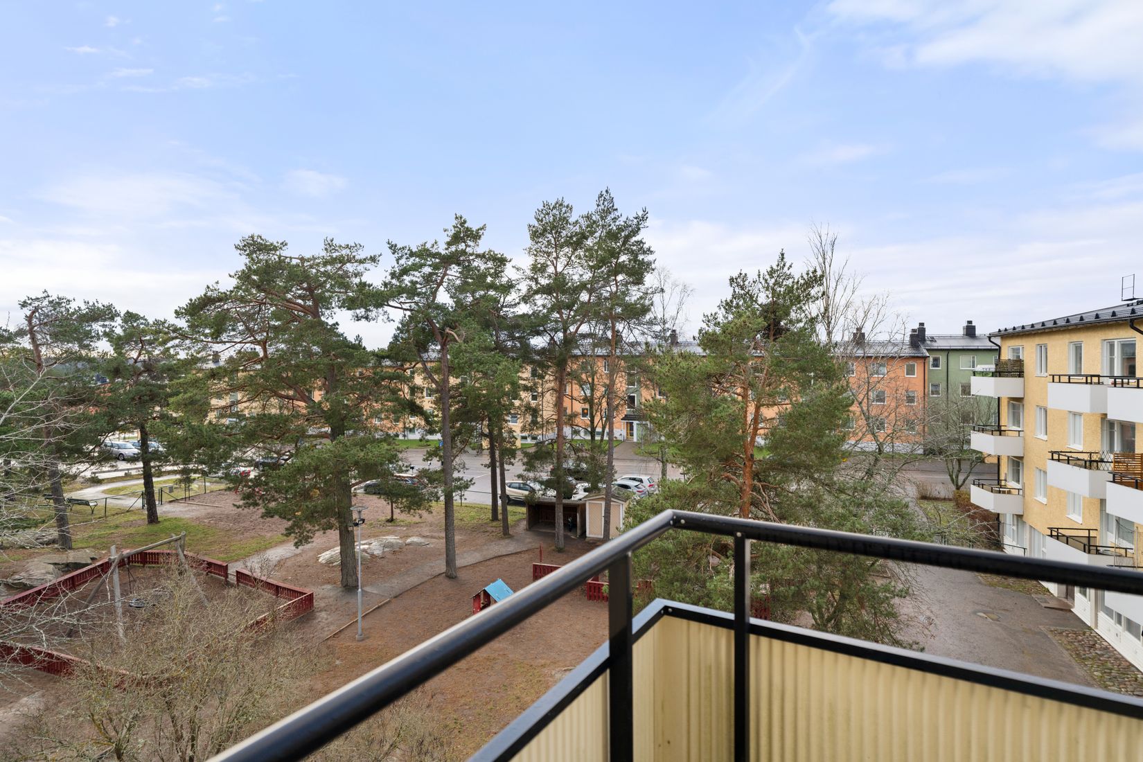 Bostadsrätt, Månstorpsvägen 12, Tullingeberg, Botkyrka