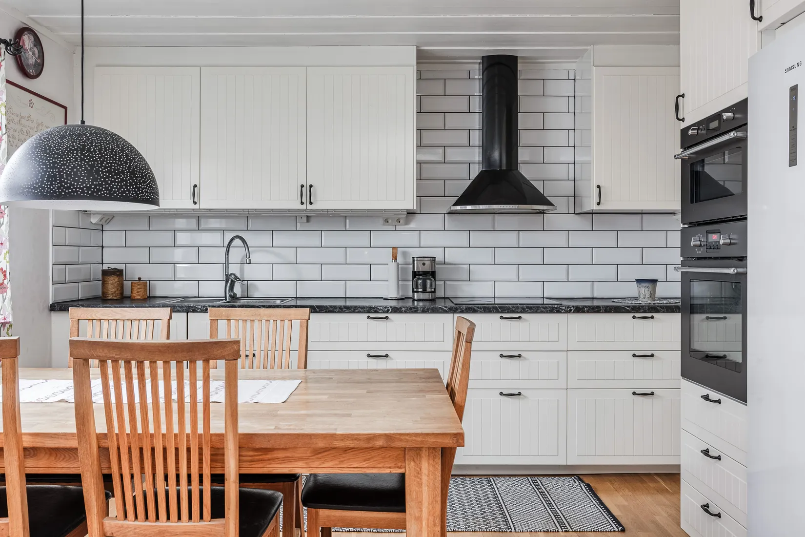Villa, Hallonvägen 57, Odensala, Östersund