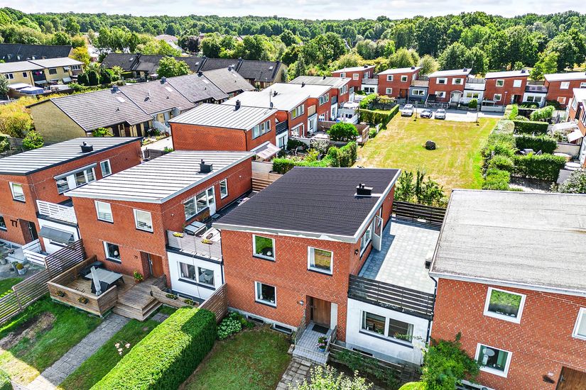 Villa, Radhus, Krokgatan 81, Veterinärsområdet, Höör