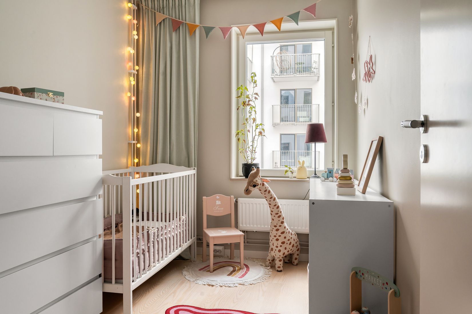 Bostadsrätt, Kolonnvägen 6, Haga Norra, Solna