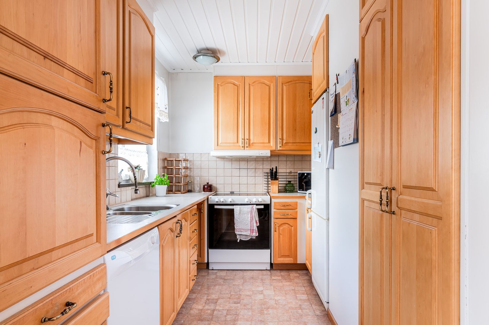 Villa, Kadriljvägen 11, Bjästa, Örnsköldsvik