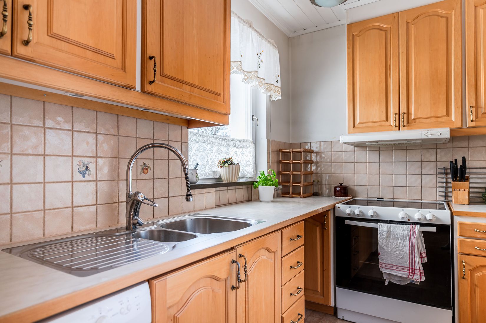 Villa, Kadriljvägen 11, Bjästa, Örnsköldsvik