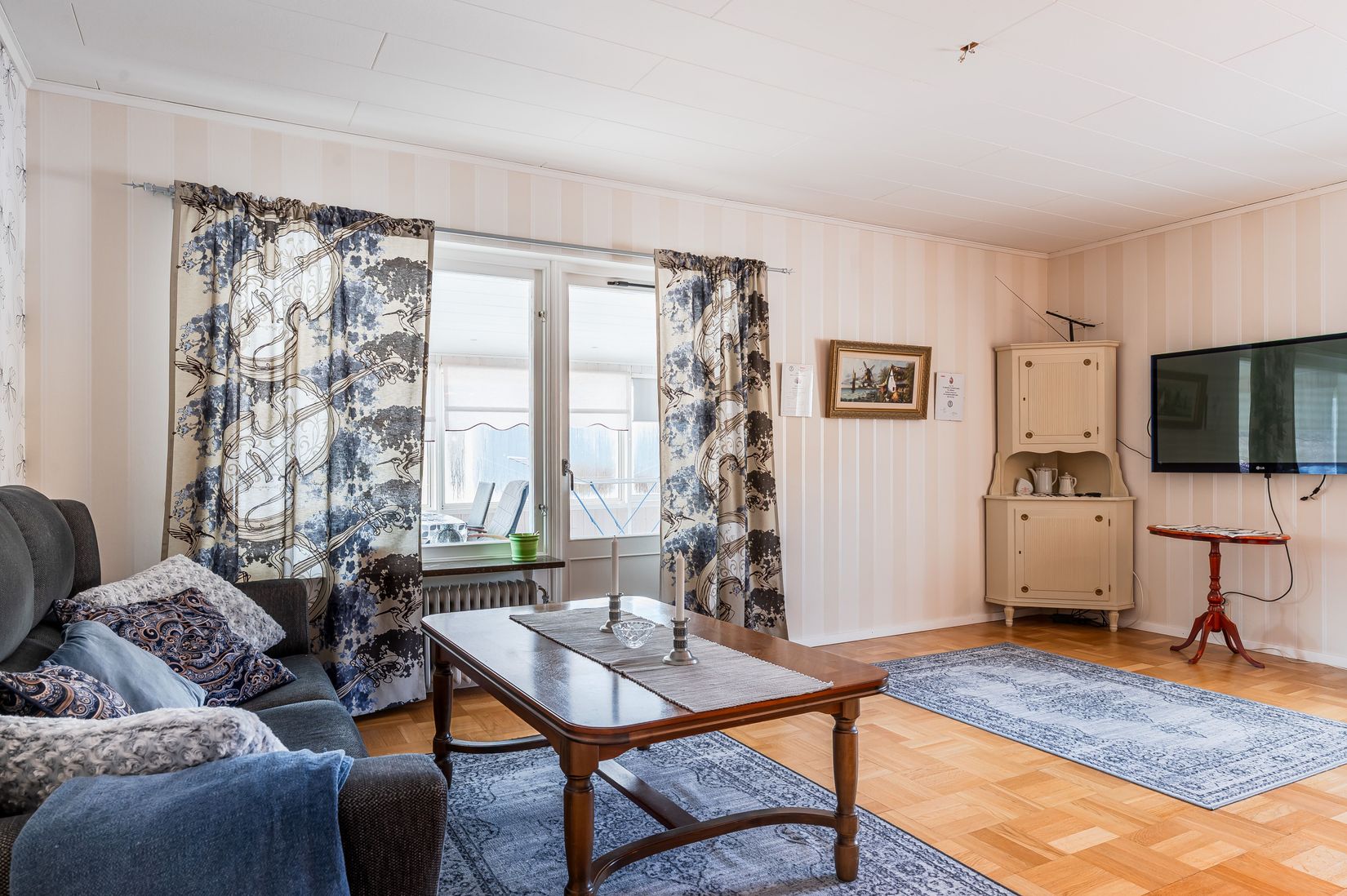 Villa, Kadriljvägen 11, Bjästa, Örnsköldsvik