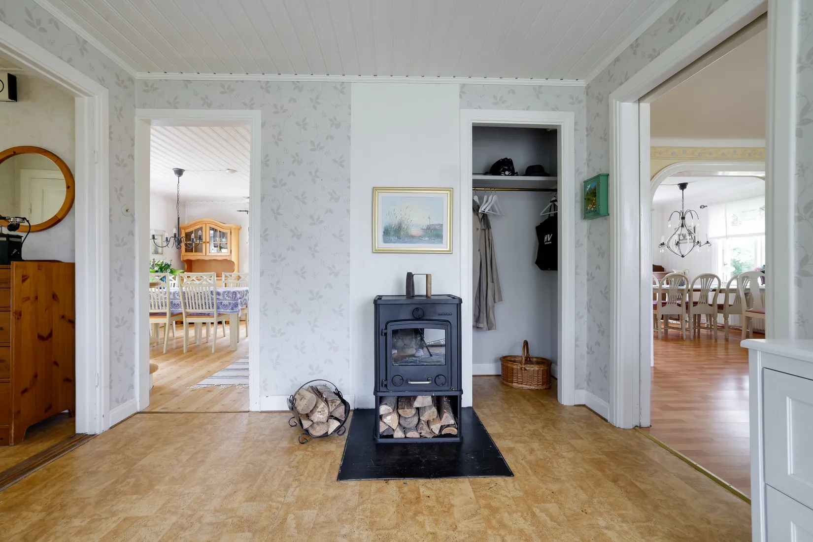 Villa, Askersvägen 13, Asker, Örebro