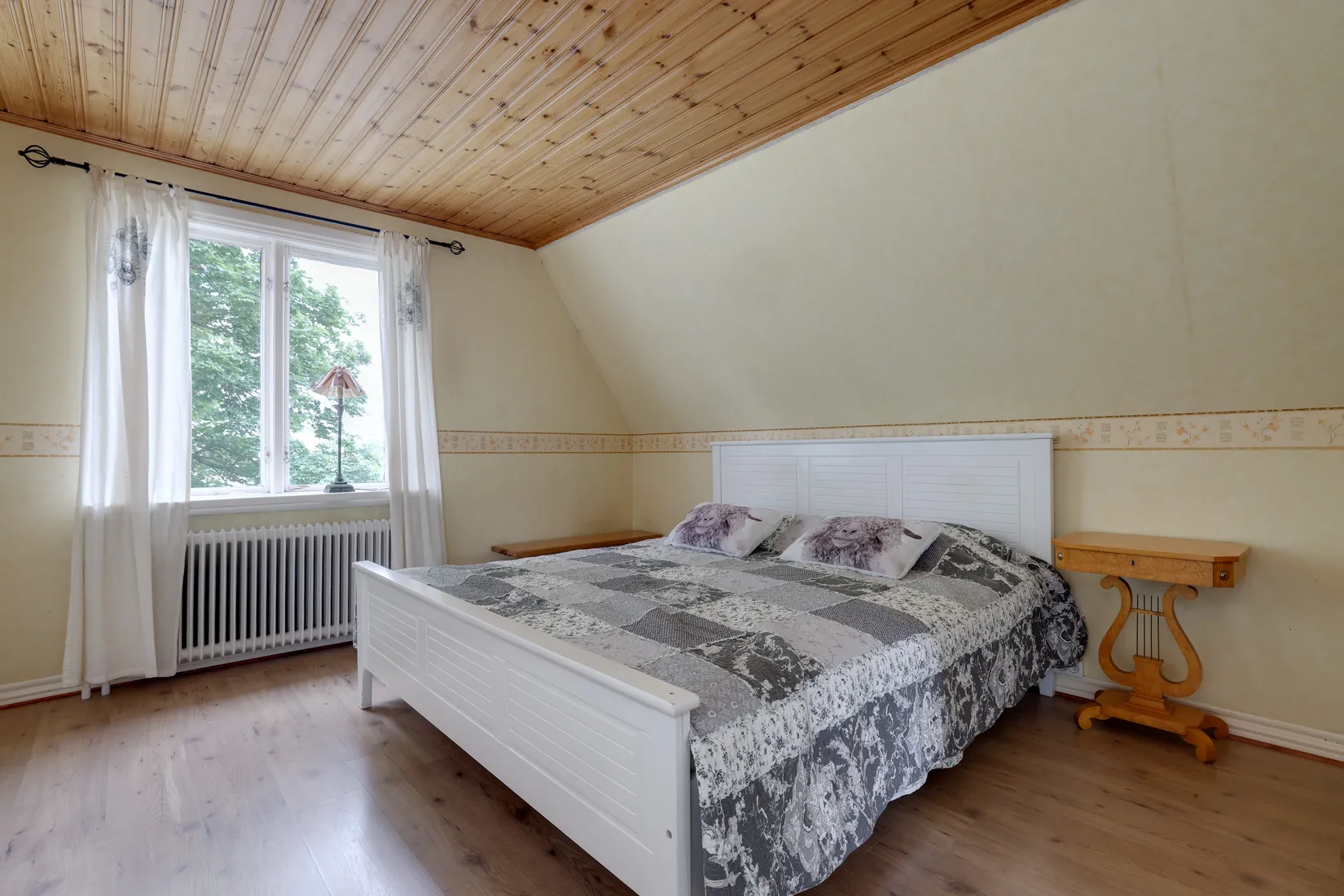 Villa, Askersvägen 13, Asker, Örebro