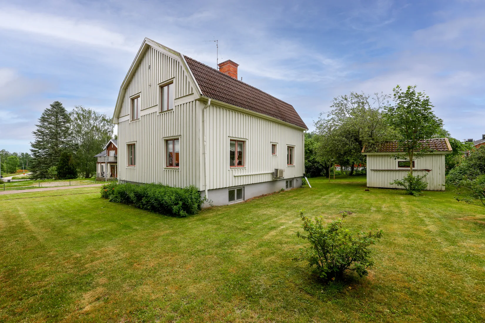 Villa, Askersvägen 13, Asker, Örebro