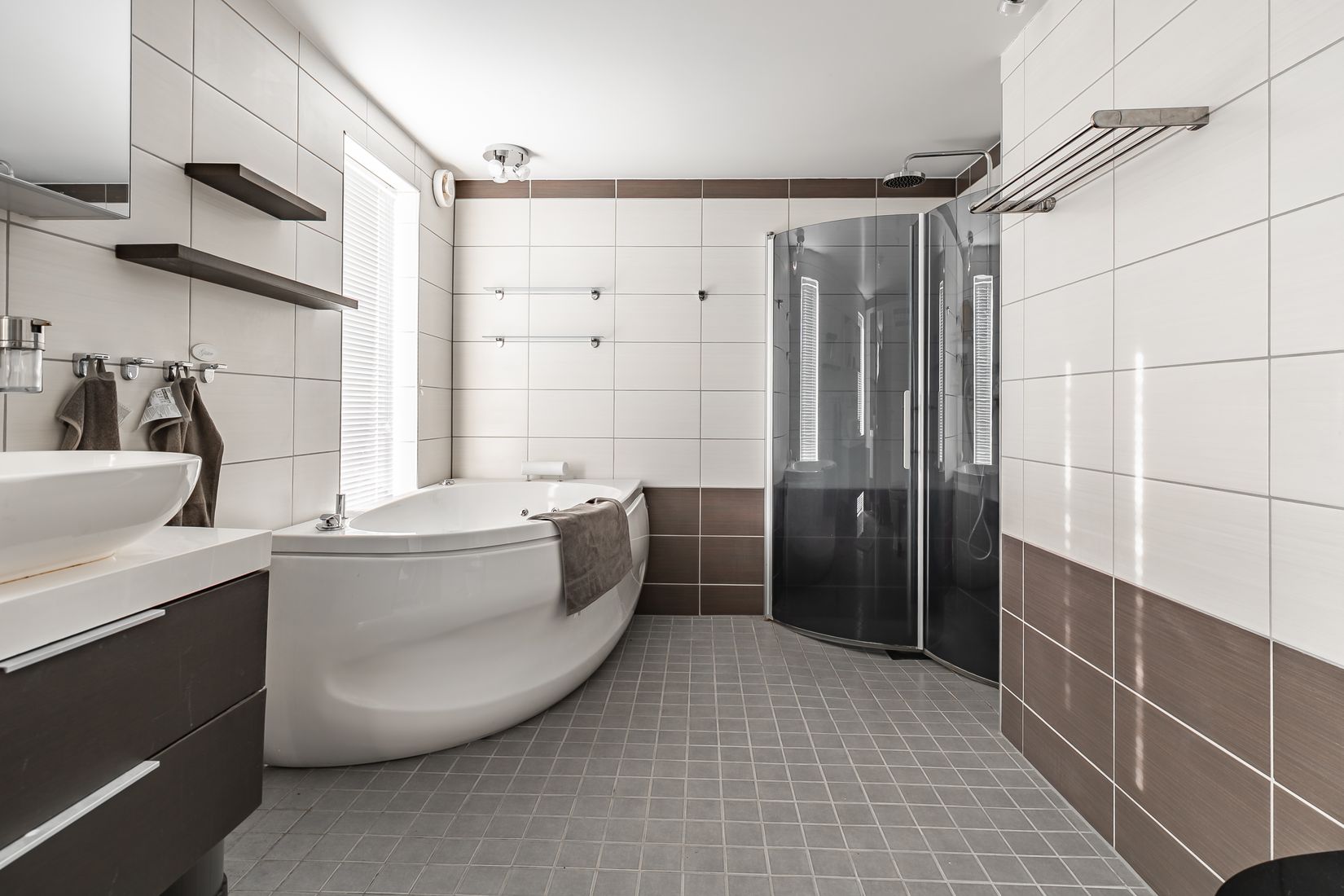 Villa, Svartbergavägen 411, Haget, Hammarö