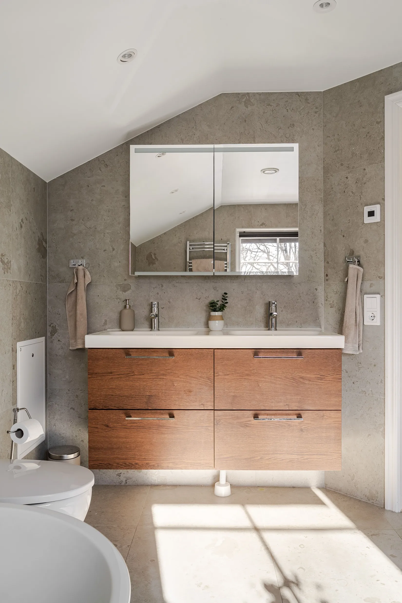 Villa, Nederfors 17, Nynäshamn