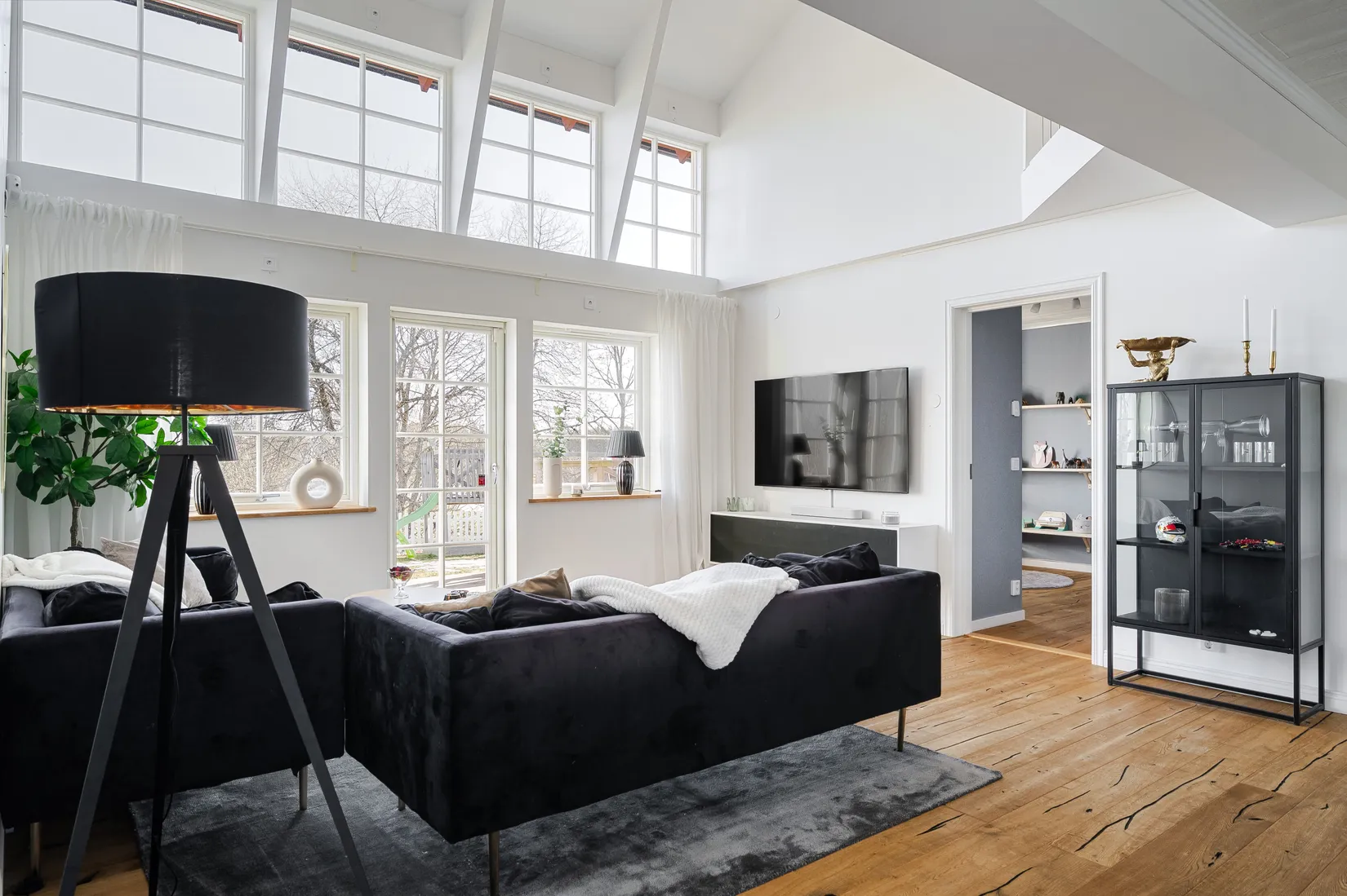 Villa, Nederfors 17, Nynäshamn