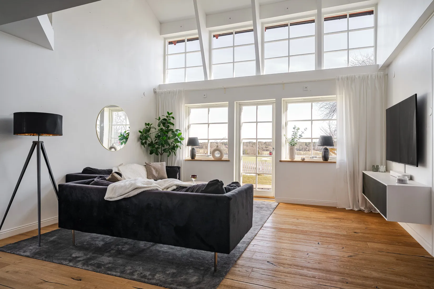 Villa, Nederfors 17, Nynäshamn