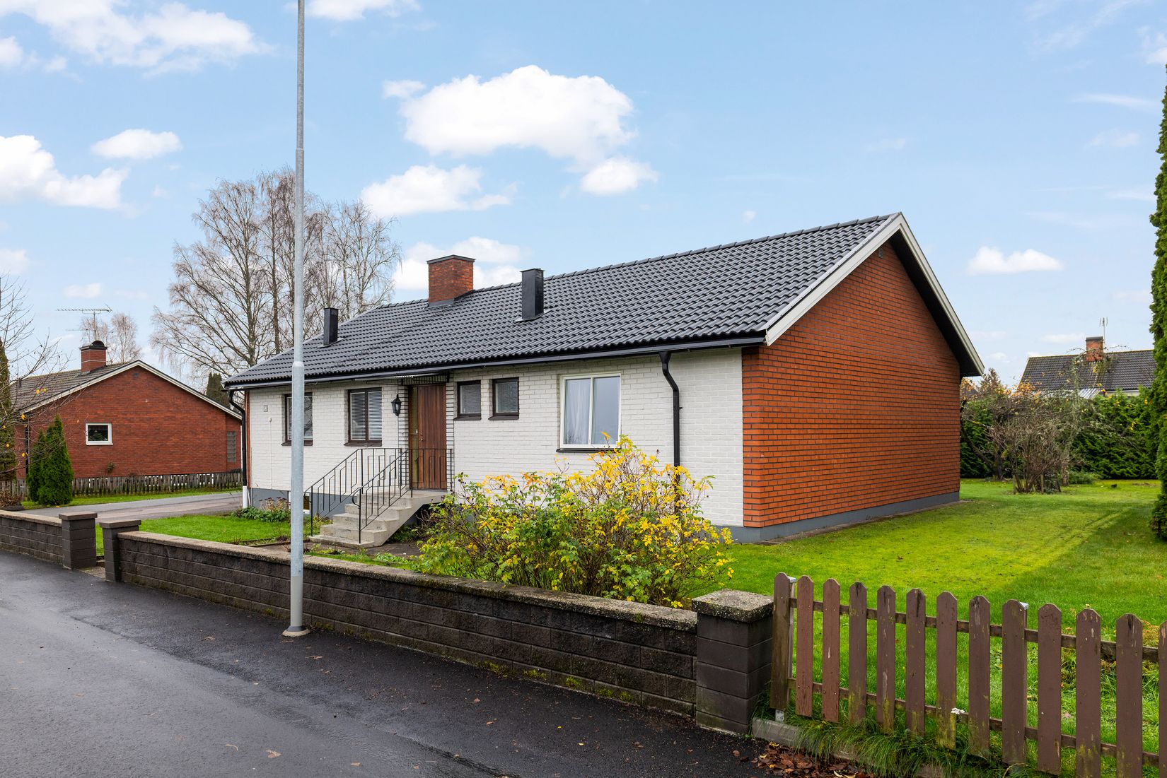 Villa, Trädgårdsgatan 13, Fjugesta, Lekeberg