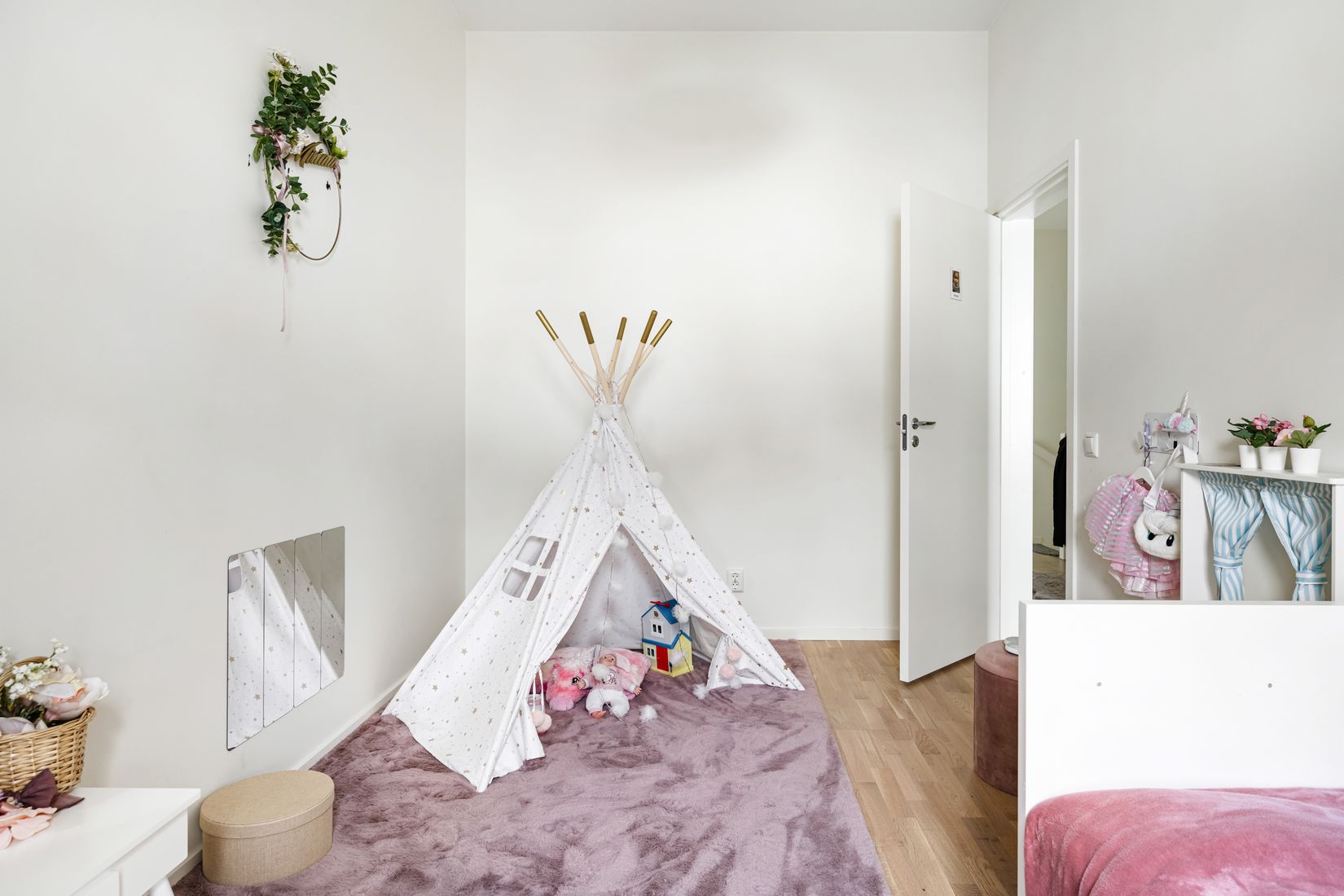 Bostadsrätt, Radhus, Viggholmsvägen 57, Skärholmen, Stockholm