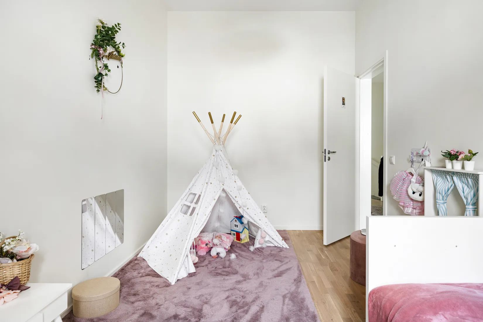 Bostadsrätt, Radhus, Viggholmsvägen 57, Skärholmen, Stockholm