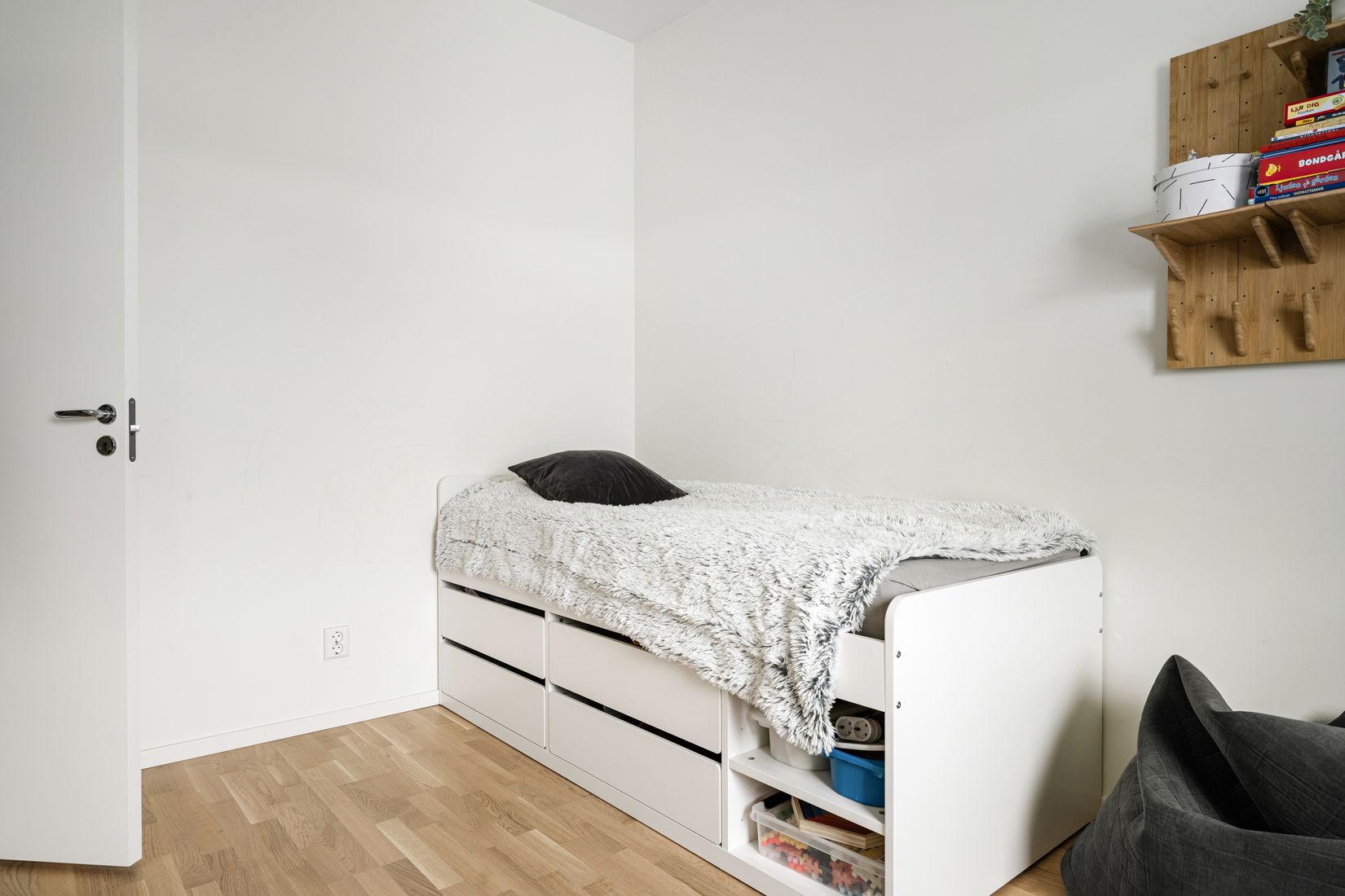 Bostadsrätt, Radhus, Viggholmsvägen 57, Skärholmen, Stockholm