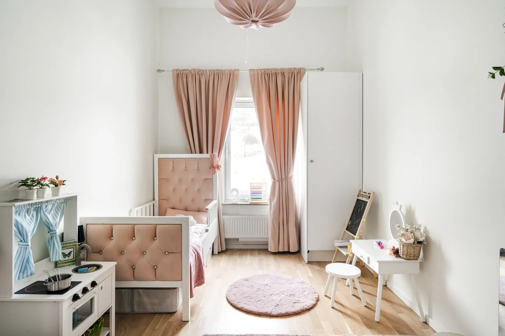 Bostadsrätt, Radhus, Viggholmsvägen 57, Skärholmen, Stockholm