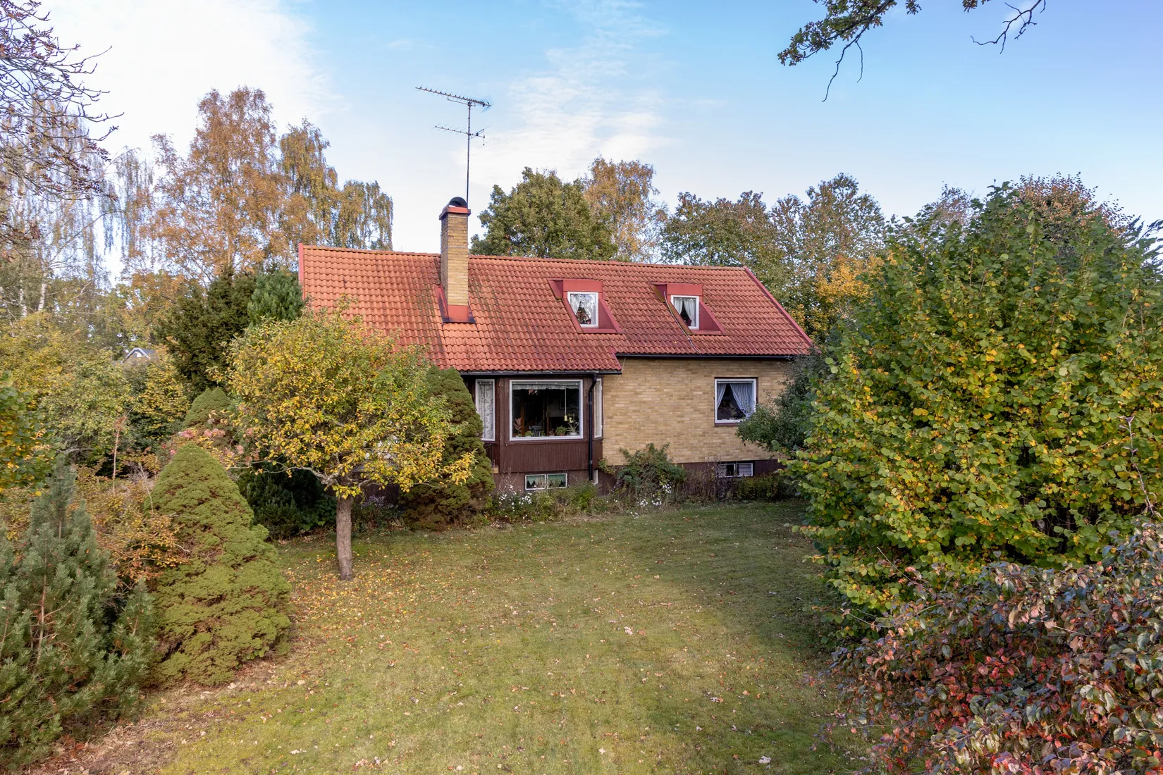 Villa, Bryggerigatan 9, Centralt, Mönsterås