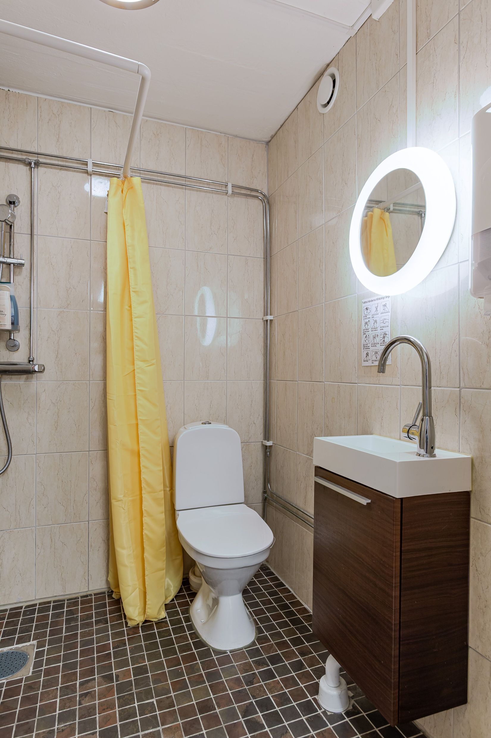 Bostadsrätt, Rådhusgatan 36A/ Affärslokal, Centralt, Nässjö