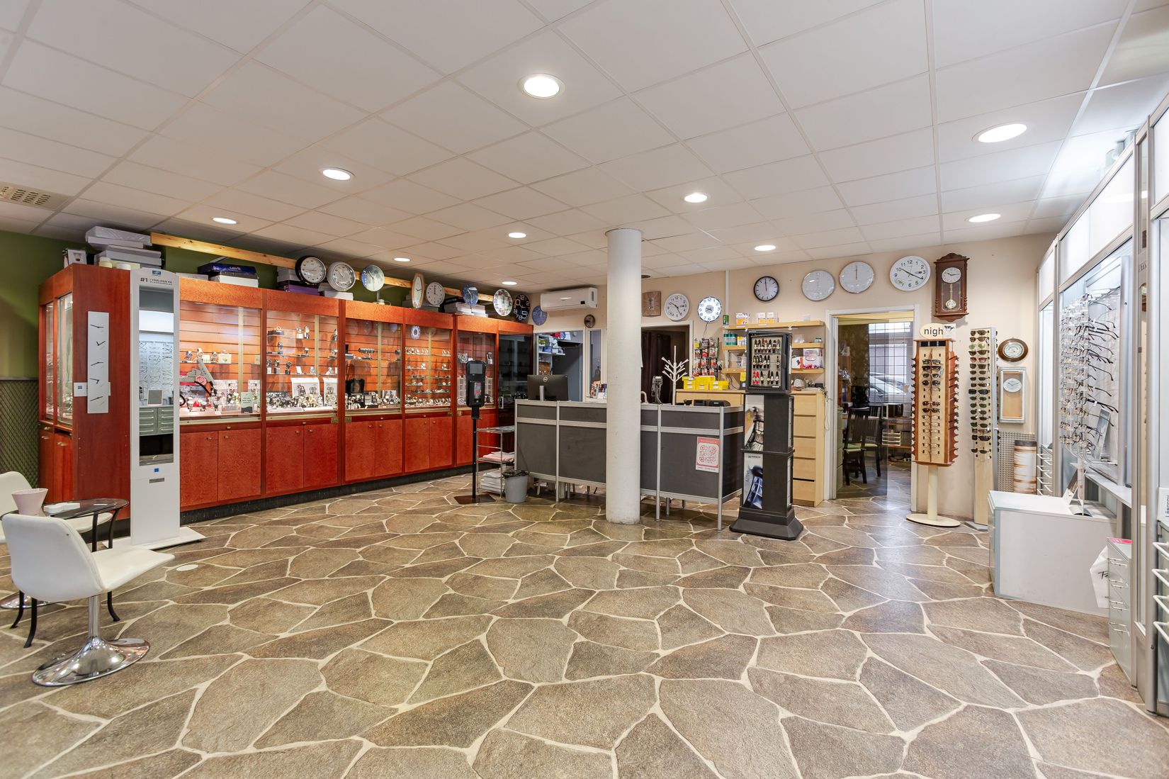 Bostadsrätt, Rådhusgatan 36A/ Affärslokal, Centralt, Nässjö