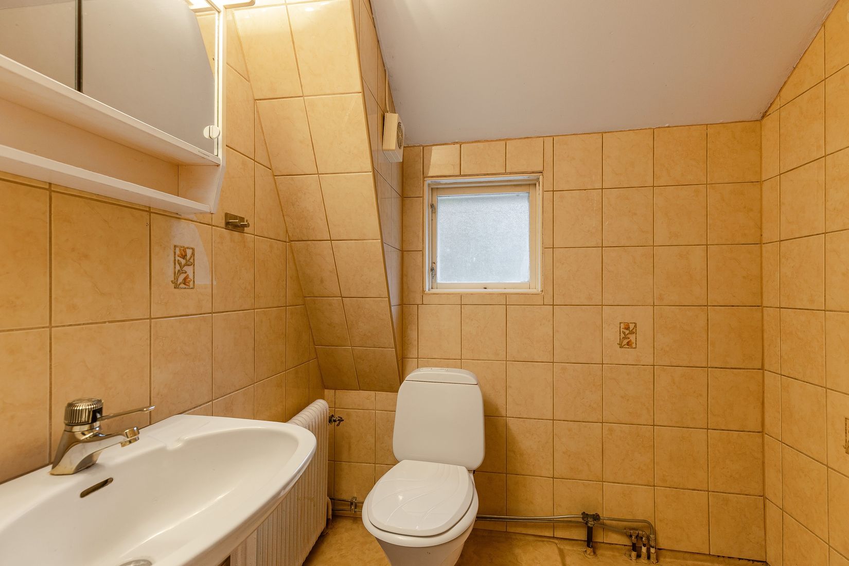 Villa, Svanäsvägen 18, Ärla, Eskilstuna