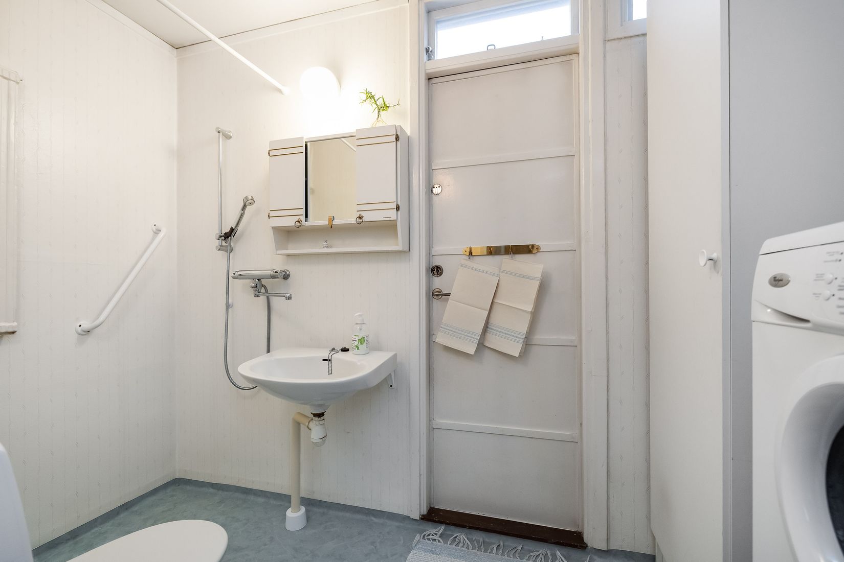 Villa, Radhus, Almgatan 25, Almby, Örebro