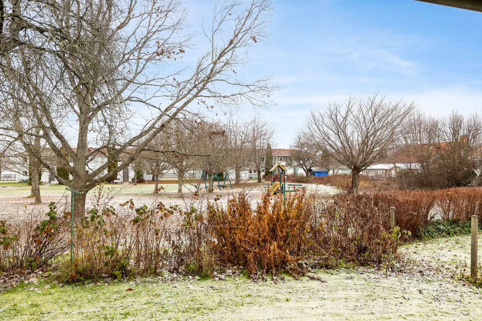 Villa, Radhus, Almgatan 25, Almby, Örebro