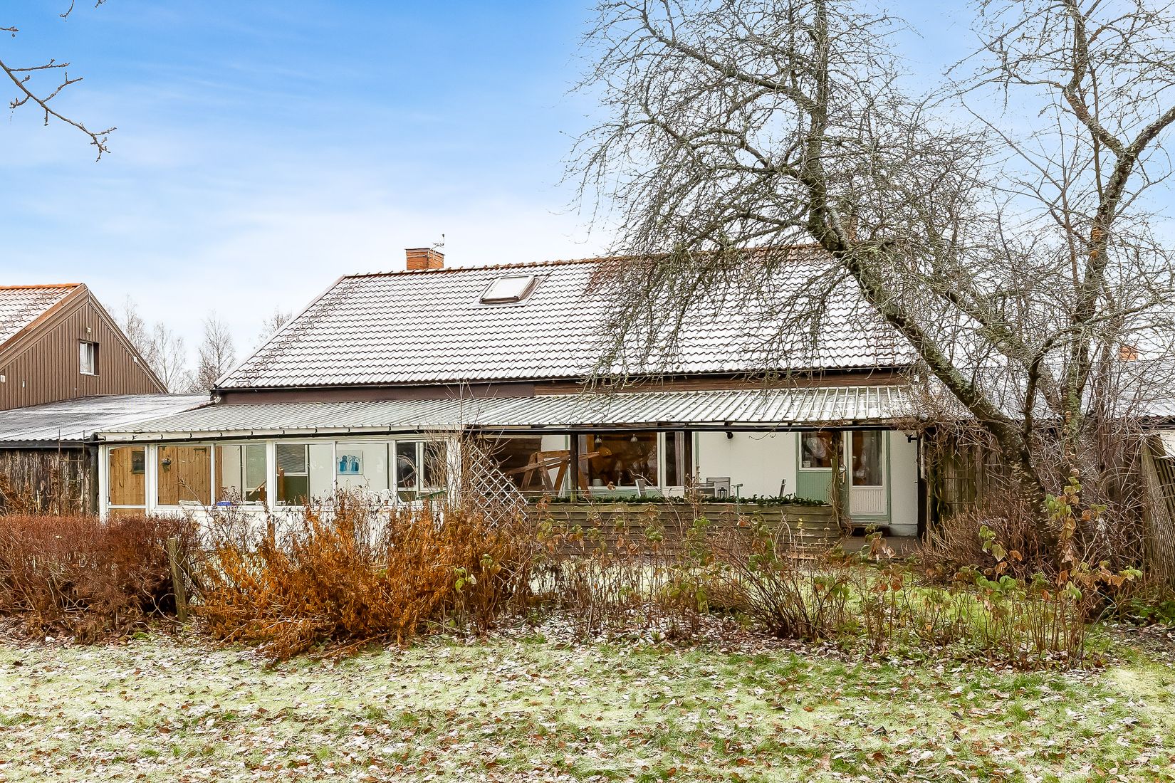 Villa, Radhus, Almgatan 25, Almby, Örebro