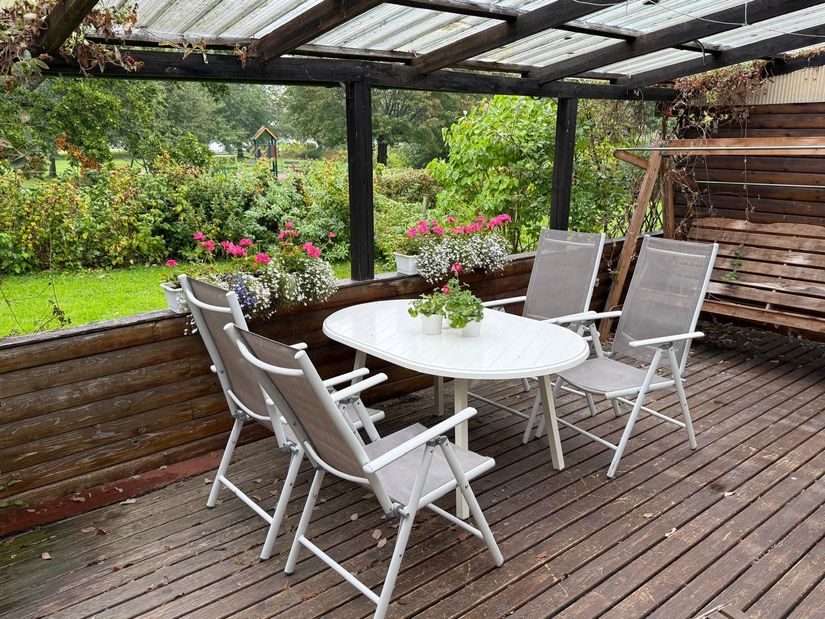 Villa, Radhus, Almgatan 25, Almby, Örebro