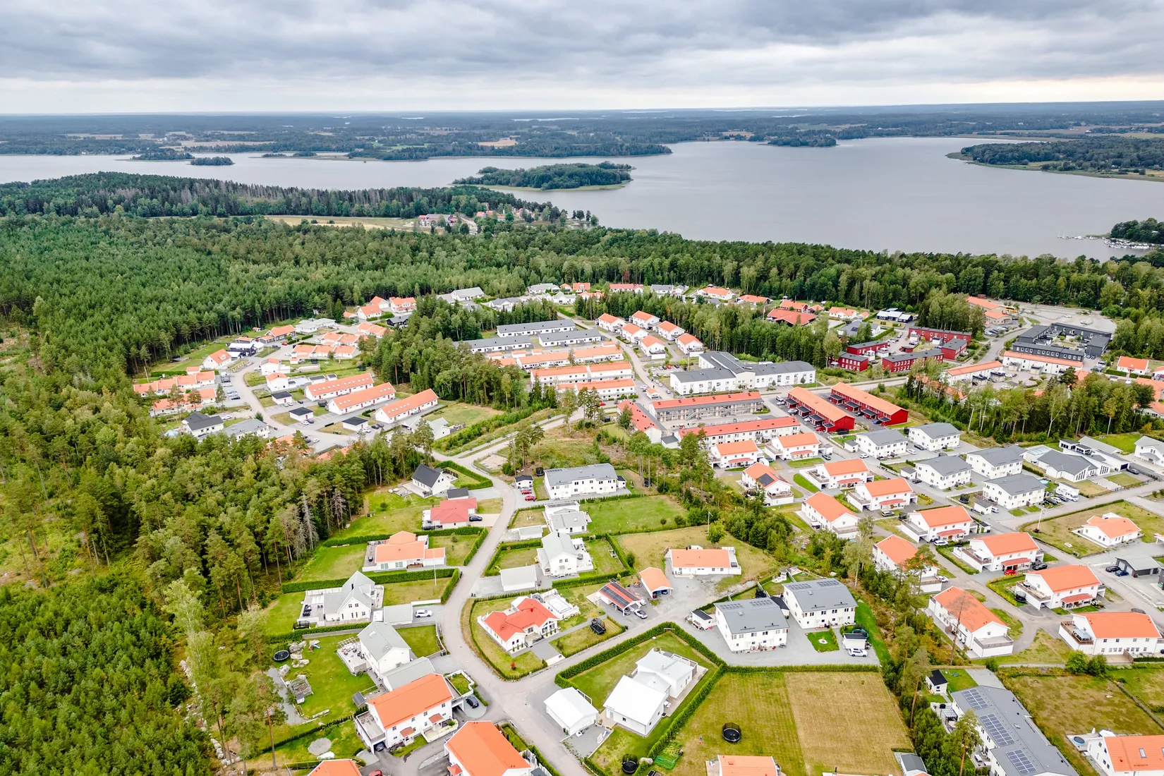 Bostadsrätt, Radhus, Klippervägen 1B - AVGIFTSFRITT I 3 MÅNADER, Bredsand, Enköping