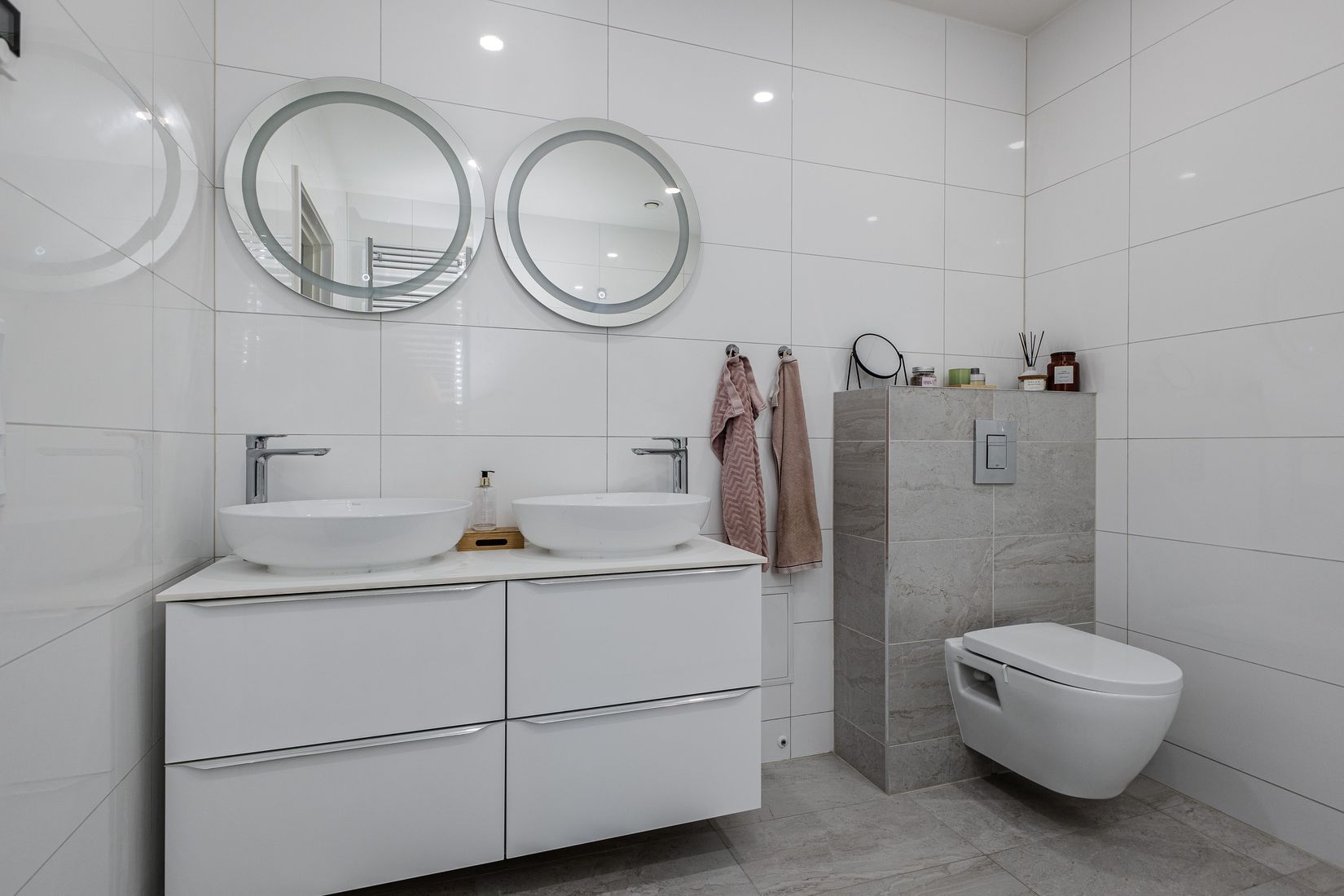 Bostadsrätt, Radhus, Klippervägen 1B - AVGIFTSFRITT I 3 MÅNADER, Bredsand, Enköping