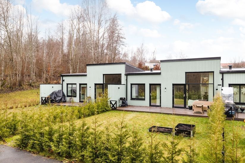 Radhus, Hjovägen 31F, Kyrkeryd, Habo