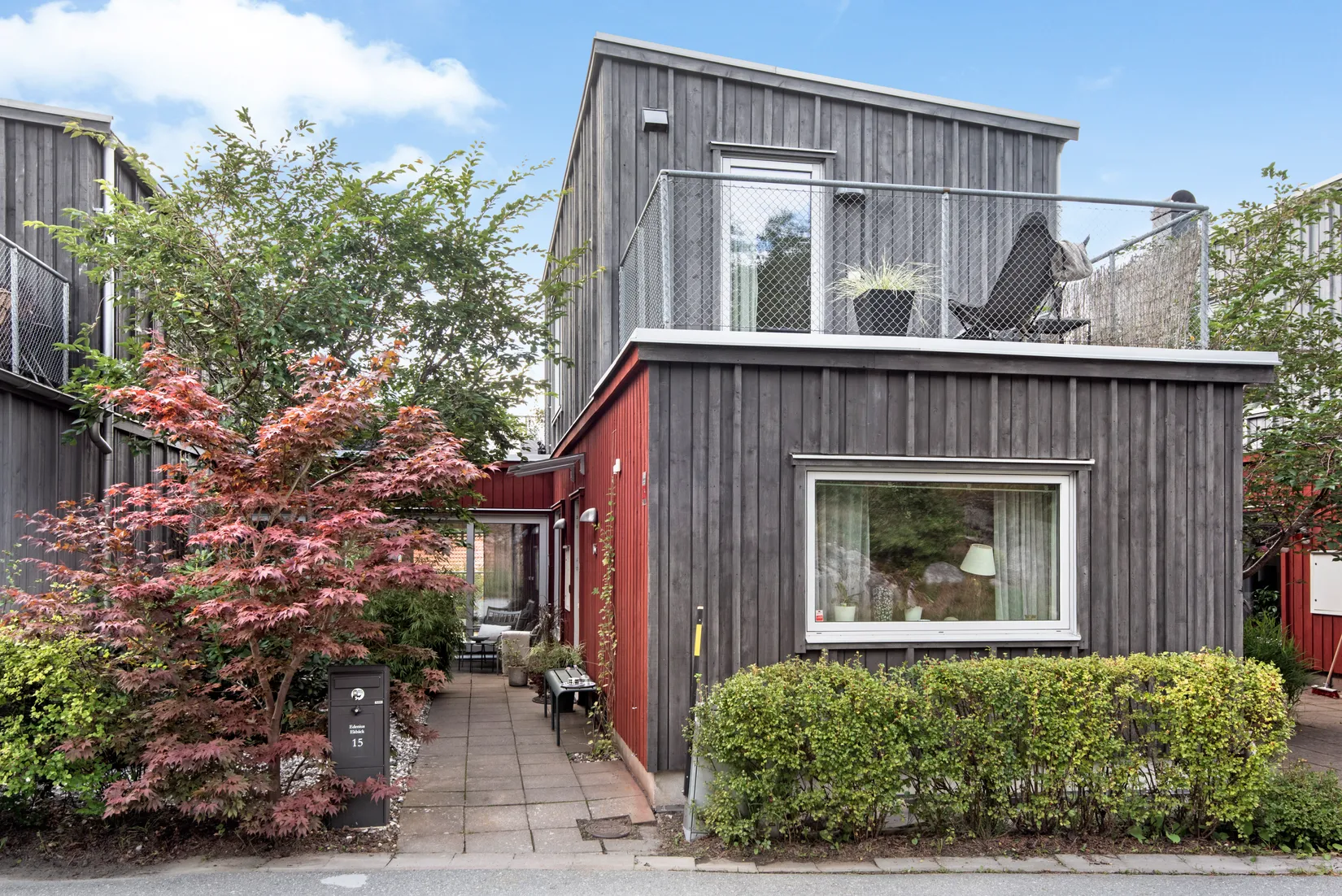 Bostadsrätt, Radhus, Ebbalundsvägen 15, Gustavsberg Höjdhagen, Värmdö