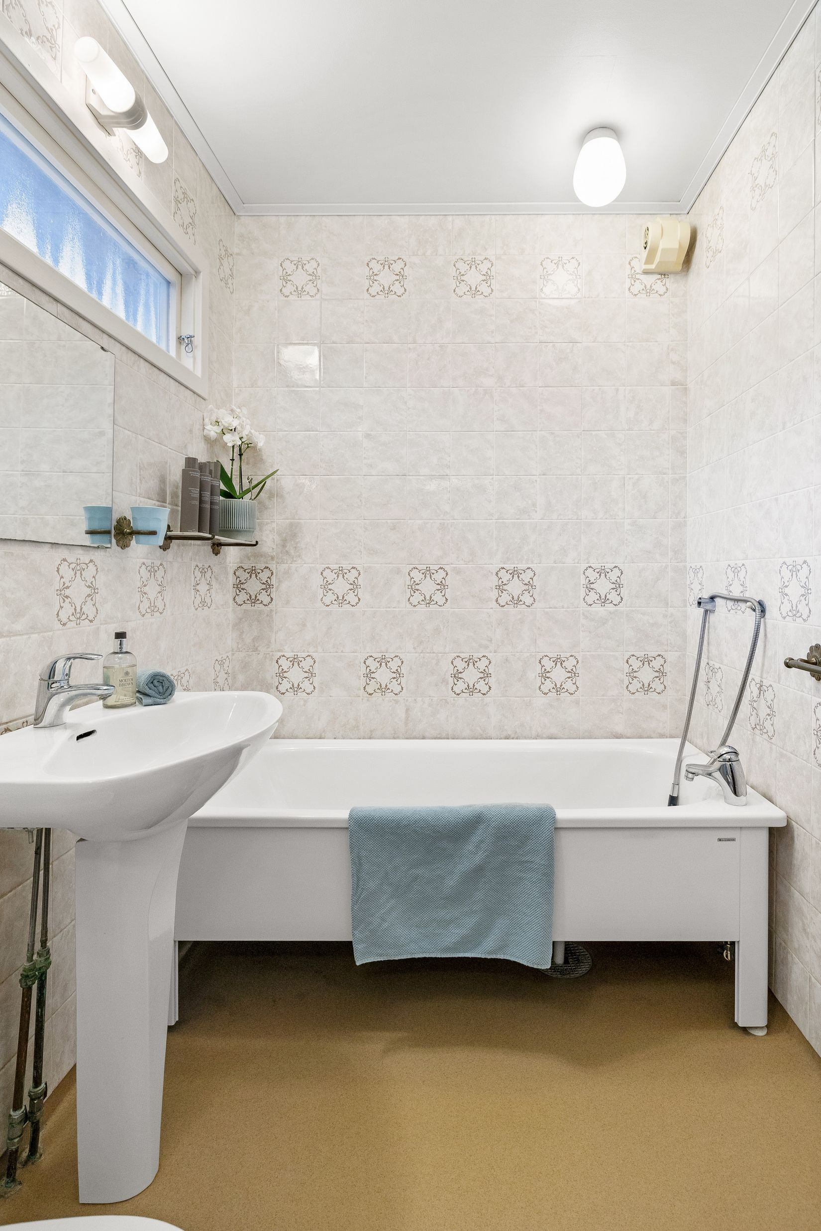 Villa, Broddstigen 1, Hästängsudd, Österåker