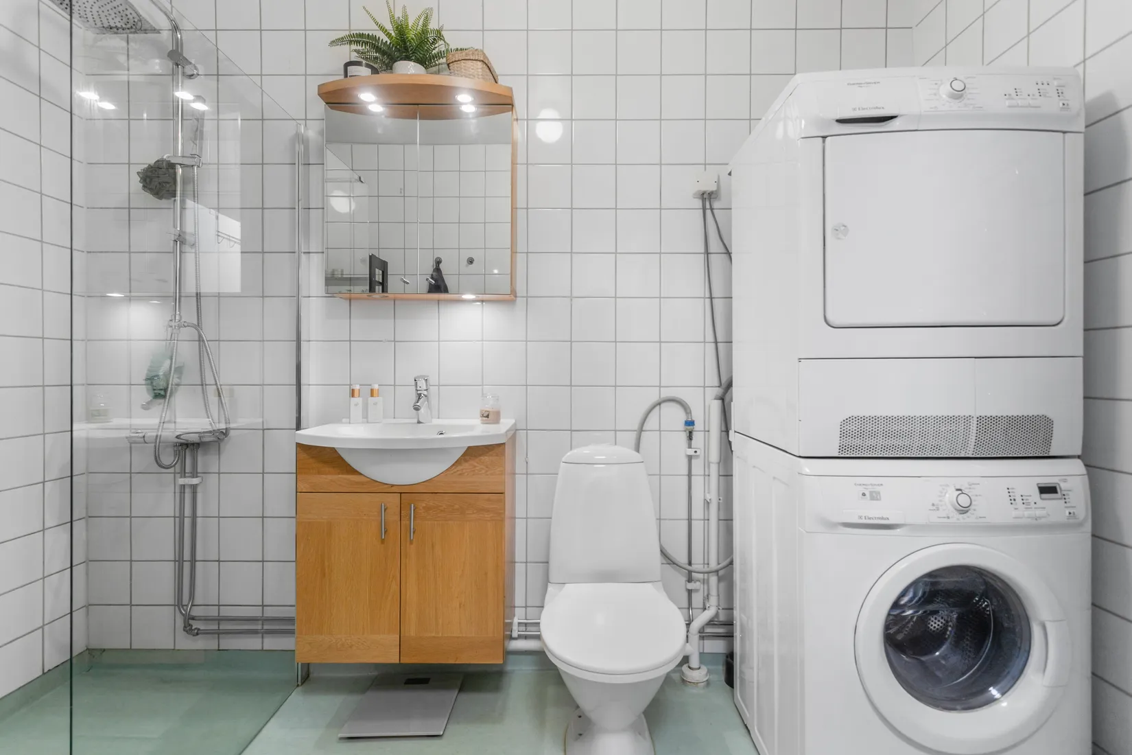 Bostadsrätt, Radhus, Lantgårdsvägen 21, Viby, Sollentuna