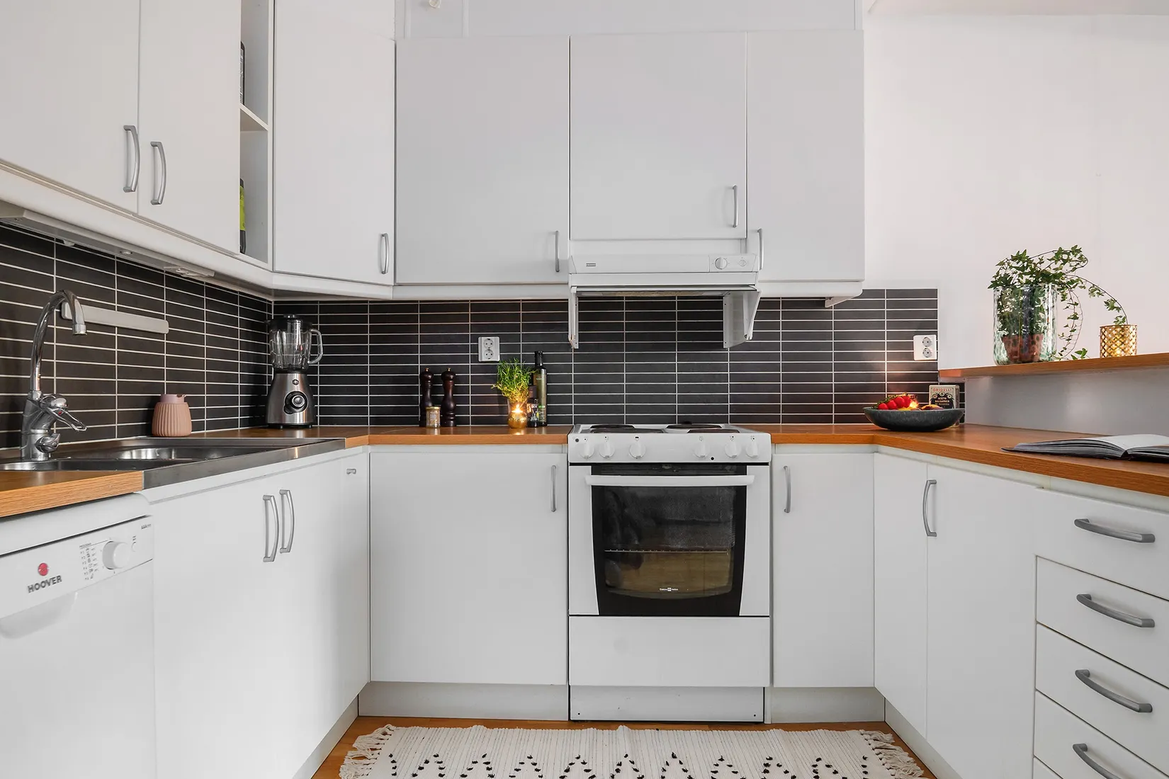 Bostadsrätt, Skebokvarnsvägen 376, 1tr, Högdalen, Stockholm
