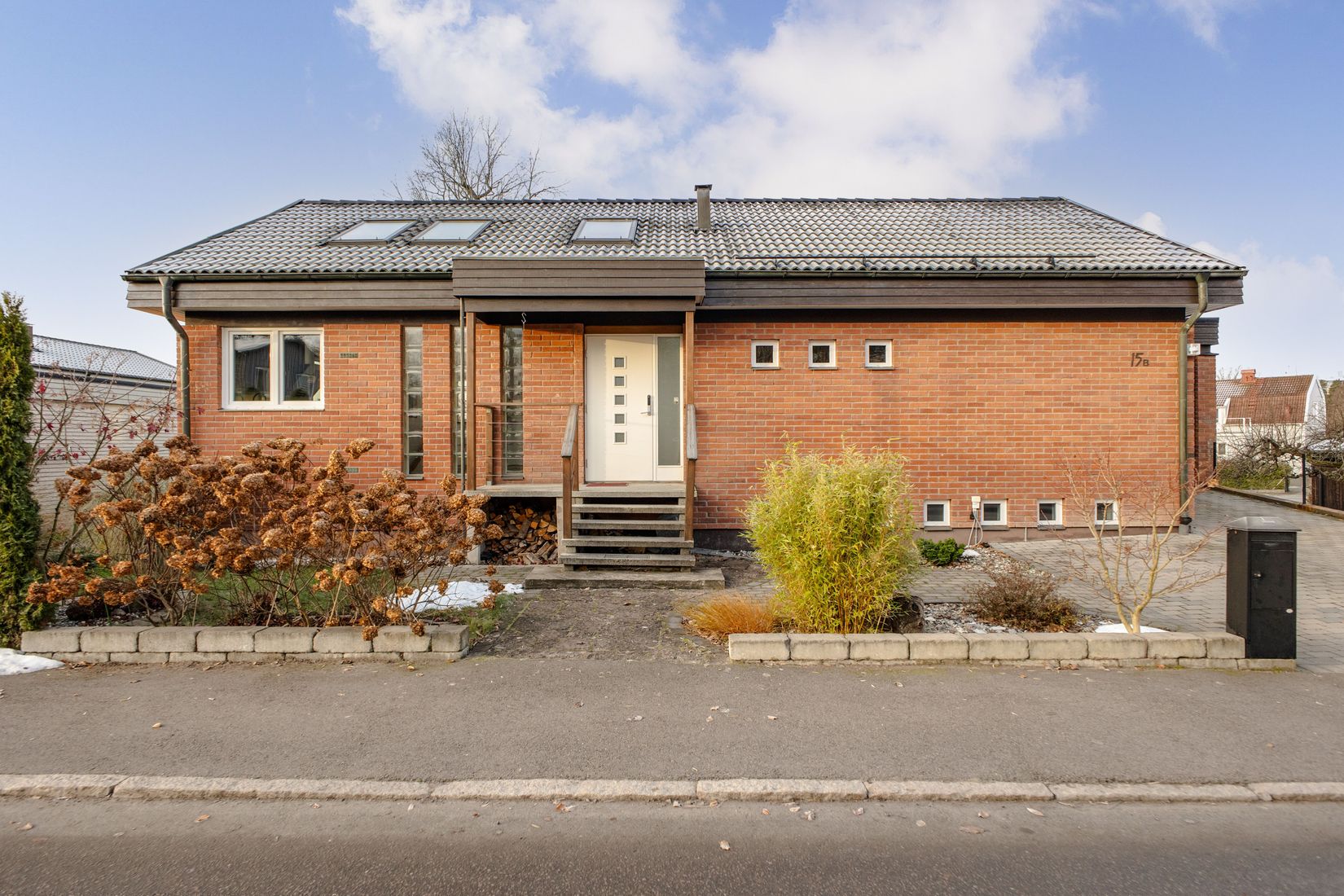 Villa, Maskinistgatan 15B, Malmaberg, Västerås